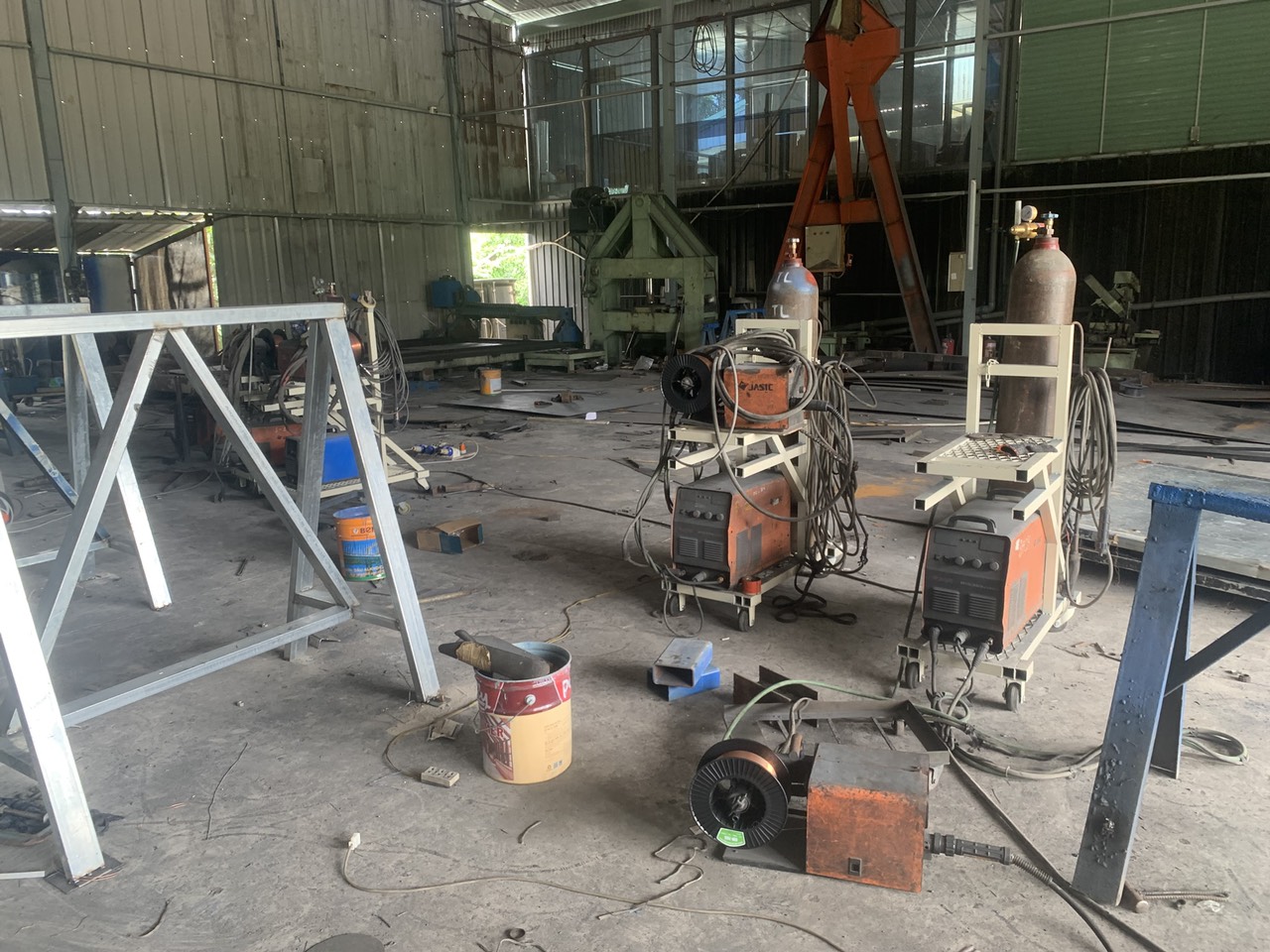 Welding area in workshop 3.jpg